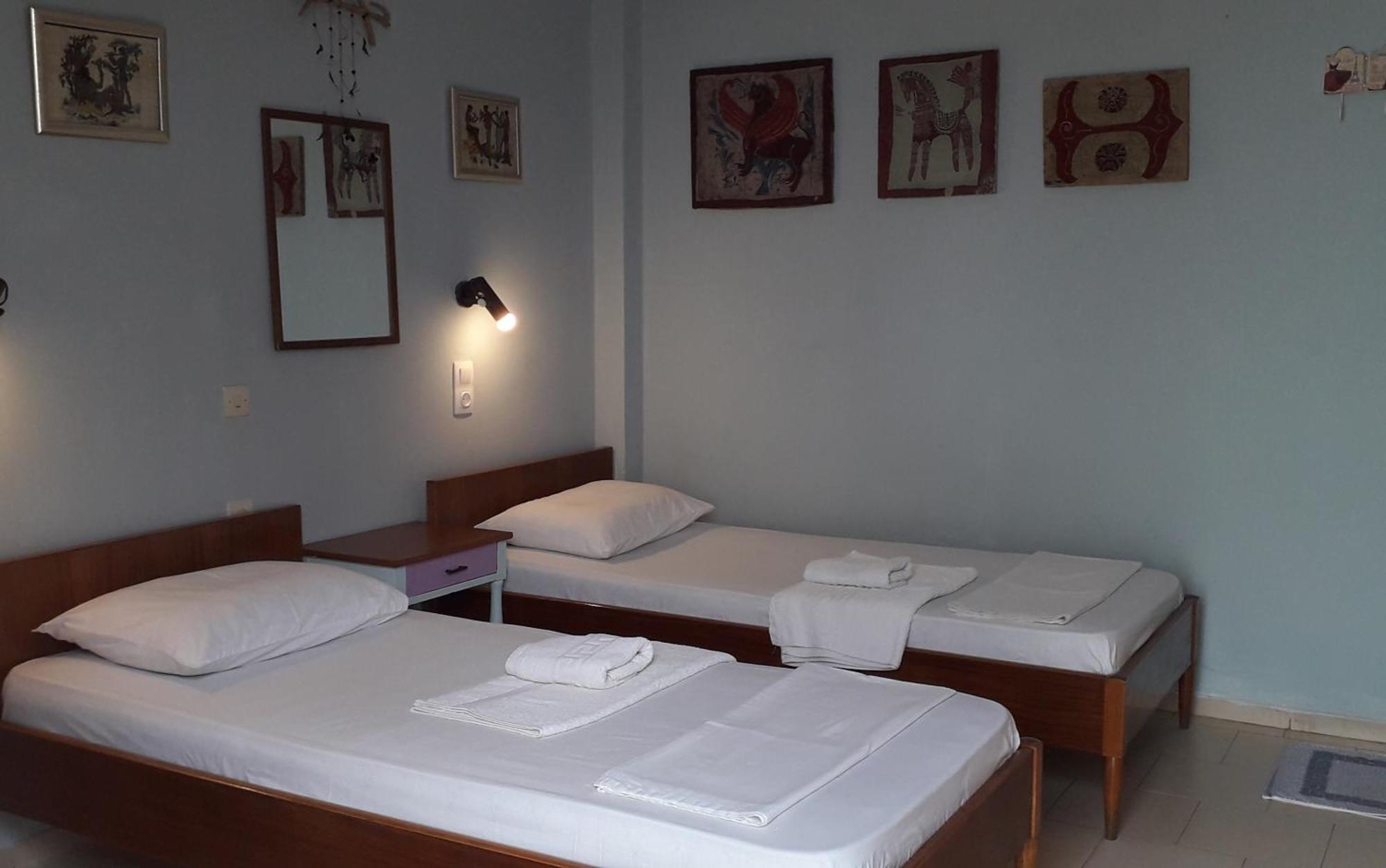 Αmmos Rooms Palaiochora Exterior foto